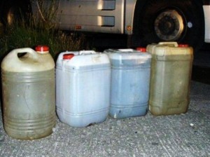 tineri-cut-furt-combustibil