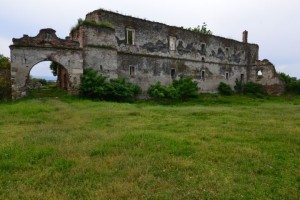 ruine-castel-martinuzzi